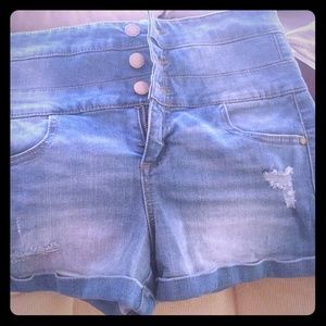 High waist rip junior shorts